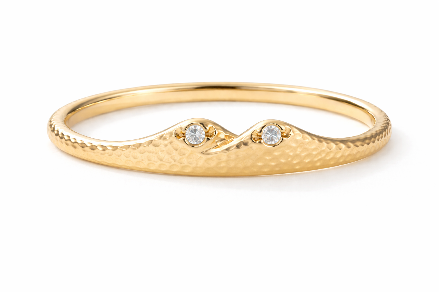 Bracelet jonc or martelé, deux diamants
